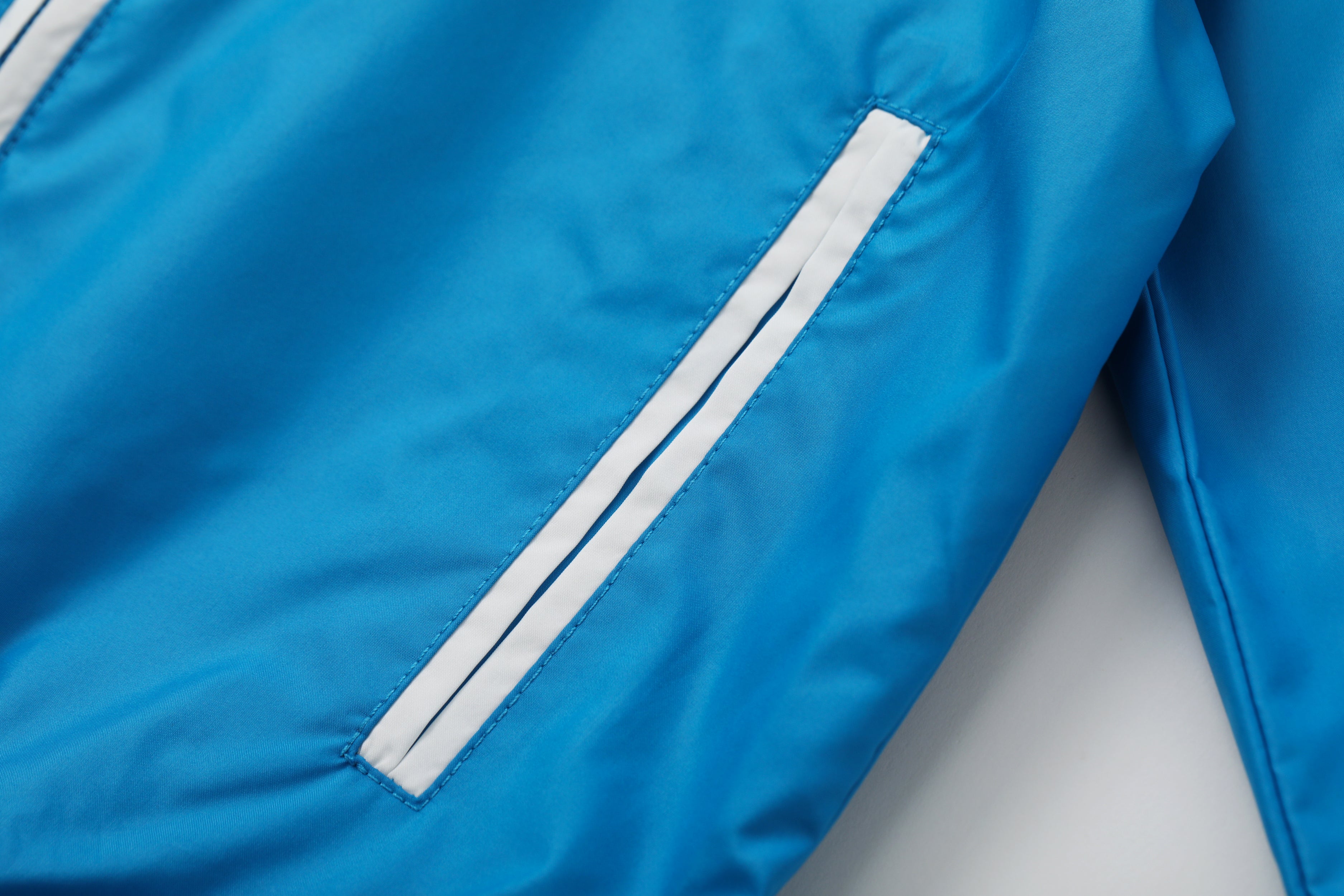 VAUVA Vauva SS24 - Toddler Vauva Logo Print UV Protection Jacket - Blue Coat & Jacket