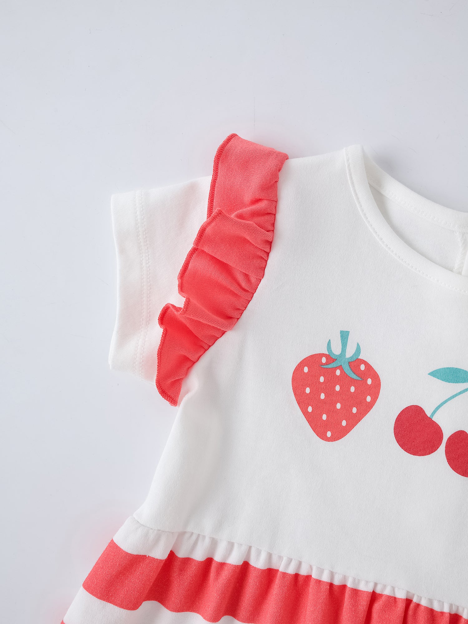 Baby Ruffle Sleeve Berries Print Dress &amp; Knicker Set