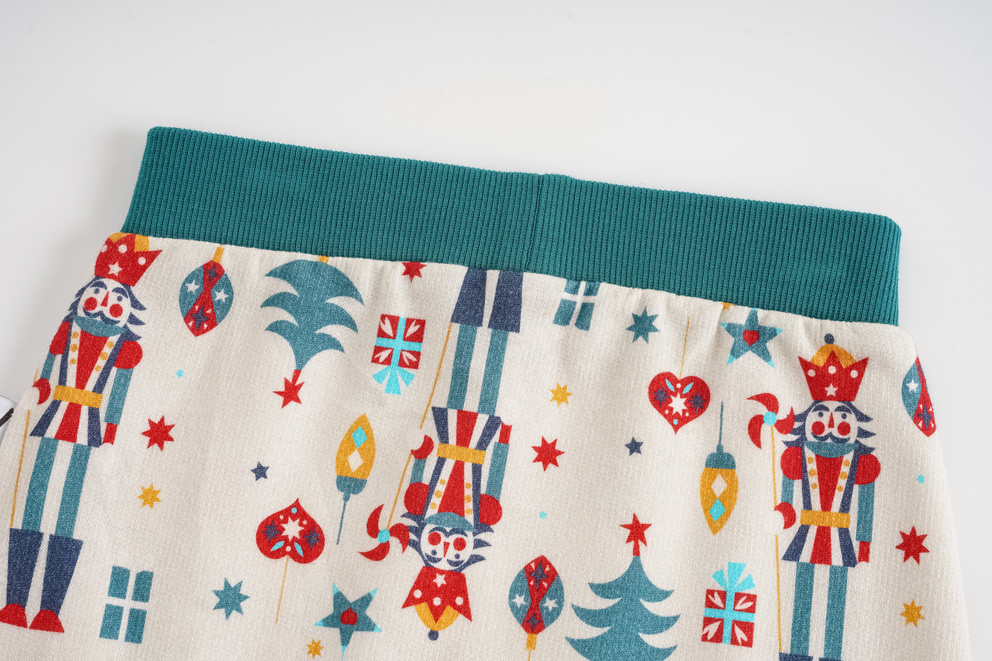 Nutcracker-Print Joggeres